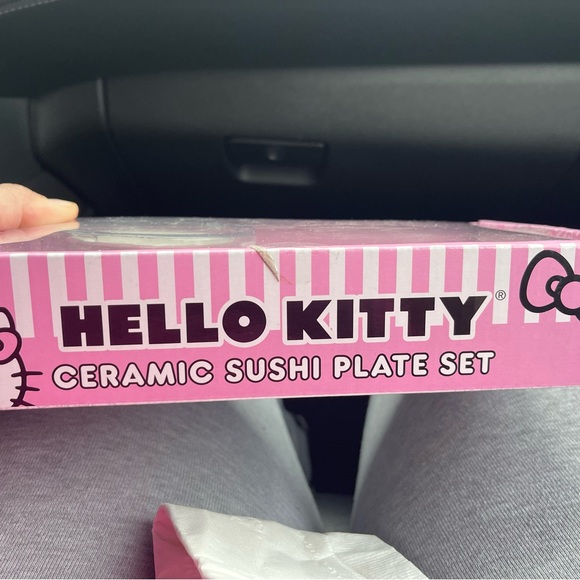 Hello Kitty Ceramic sushi plate - Picture 2 of 2